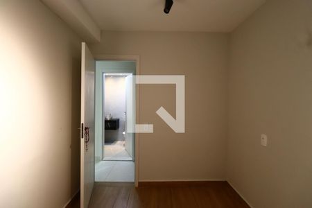 Quarto 1 de apartamento para alugar com 2 quartos, 45m² em Vila Aricanduva, São Paulo