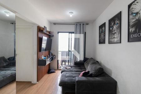 Sala/Cozinha/Área de Serviço  de apartamento para alugar com 2 quartos, 60m² em Vila Paranagua, São Paulo