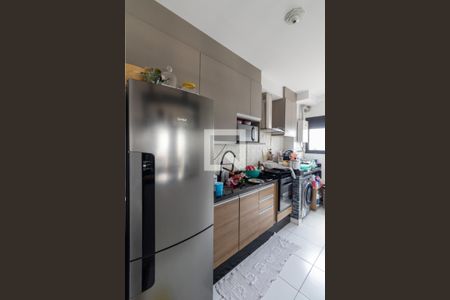 Sala/Cozinha/Área de Serviço  de apartamento para alugar com 2 quartos, 60m² em Vila Paranagua, São Paulo