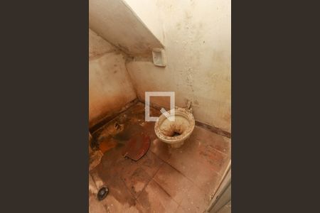 Banheiro  de casa à venda com 1 quarto, 75m² em Casa Grande, Diadema