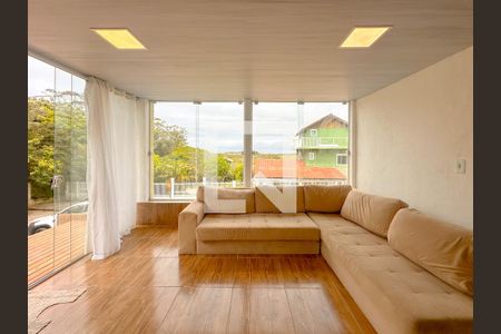 Sala de casa para alugar com 2 quartos, 85m² em Ingleses do Rio Vermelho, Florianópolis