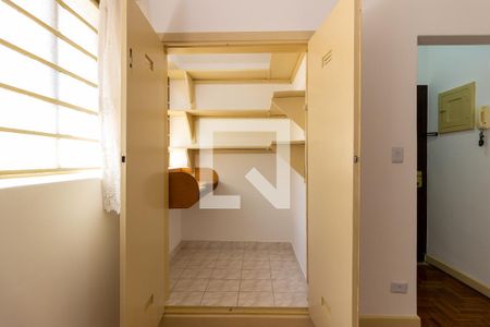 Sala de apartamento para alugar com 2 quartos, 90m² em Paraíso, São Paulo