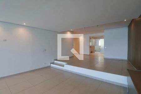 Sala de apartamento para alugar com 4 quartos, 190m² em Morro do Maluf, Guarujá