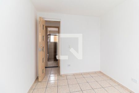 Quarto 1 de apartamento para alugar com 2 quartos, 56m² em Conjunto Habitacional Fazenda do Carmo, São Paulo