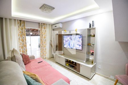 Sala de casa para alugar com 3 quartos, 80m² em Campo Grande, Rio de Janeiro