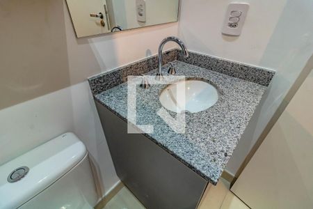 Banheiro Social de kitnet/studio para alugar com 1 quarto, 29m² em Vila da Saúde, São Paulo