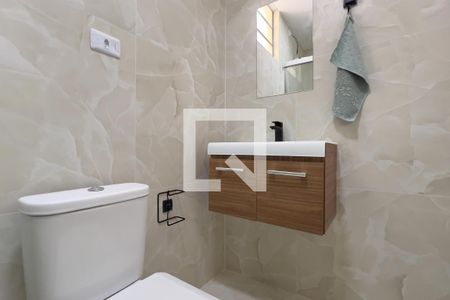 Banheiro da Suíte de casa para alugar com 1 quarto, 43m² em Jardim Flor da Montanha, Guarulhos