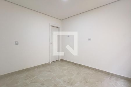Suíte de casa para alugar com 1 quarto, 43m² em Jardim Flor da Montanha, Guarulhos