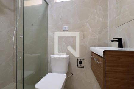 Banheiro da Suíte de casa para alugar com 1 quarto, 43m² em Jardim Flor da Montanha, Guarulhos