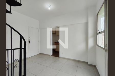 Sala de apartamento para alugar com 2 quartos, 122m² em Tijuca, Rio de Janeiro