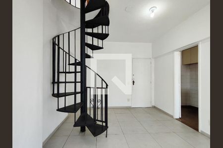 Sala de apartamento para alugar com 2 quartos, 122m² em Tijuca, Rio de Janeiro