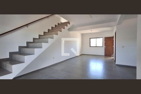 Sala  de casa para alugar com 3 quartos, 119m² em Campeche Central, Florianópolis