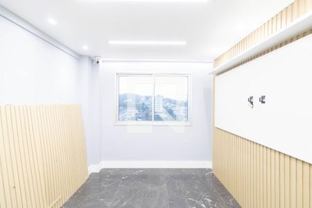 Quarto 1 de apartamento para alugar com 2 quartos, 150m² em Campo Grande, Rio de Janeiro