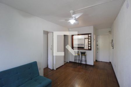 Sala de apartamento para alugar com 1 quarto, 42m² em Agronomia, Porto Alegre
