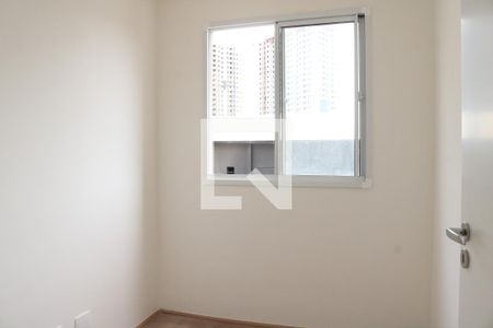 Quarto 1 de apartamento para alugar com 2 quartos, 33m² em Parque Industrial Tomas Edson, São Paulo