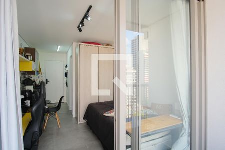 Varanda de kitnet/studio à venda com 1 quarto, 20m² em Vila Gomes Cardim, São Paulo