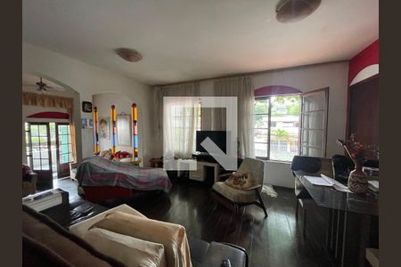 Sala de casa à venda com 3 quartos, 550m² em Jardim Guanabara, Rio de Janeiro