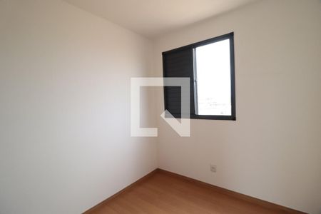 Quarto  de apartamento para alugar com 2 quartos, 58m² em Shopping Park, Uberlândia