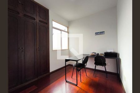 Apartamento à venda com 3 quartos, 60m² em Colégio Batista, Belo Horizonte