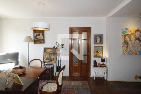 Sala  de apartamento para alugar com 4 quartos, 169m² em Higienópolis, Porto Alegre
