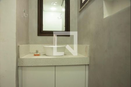 Lavabo de casa para alugar com 4 quartos, 250m² em Planalto Paulista, São Paulo