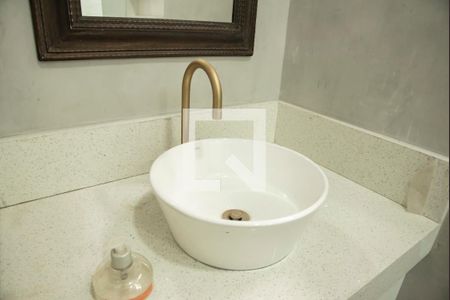 Lavabo de casa para alugar com 4 quartos, 250m² em Planalto Paulista, São Paulo