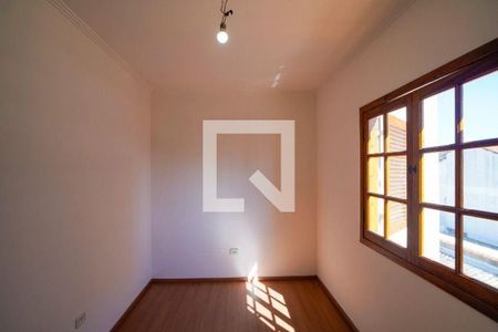 Casa à venda com 3 quartos, 280m² em Santa Maria, Santo André