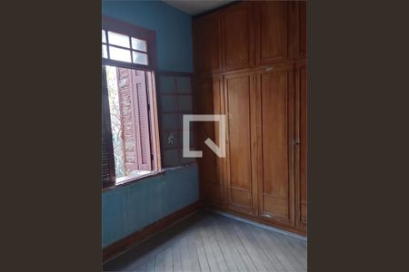 Casa à venda com 4 quartos, 330m² em Cambuci, São Paulo