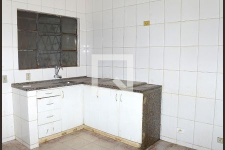 Casa para alugar com 3 quartos, 260m² em Novo Aarão Reis, Belo Horizonte