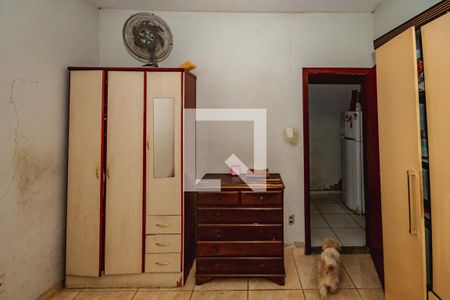 Quarto 2 de casa para alugar com 2 quartos, 120m² em Letícia, Belo Horizonte