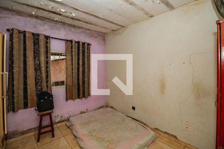 Quarto 1 de casa para alugar com 2 quartos, 120m² em Letícia, Belo Horizonte