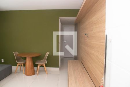 Sala de apartamento para alugar com 2 quartos, 70m² em Funcionários, Belo Horizonte