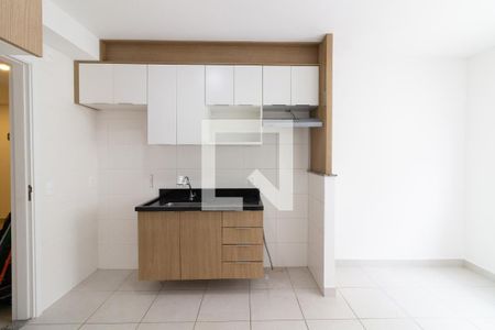 Sala - Cozinha de apartamento para alugar com 2 quartos, 35m² em Jardim Celeste, São Paulo