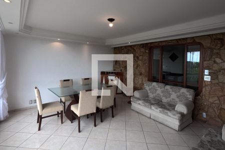 Apartamento para alugar com 3 quartos, 148m² em José Menino, Santos