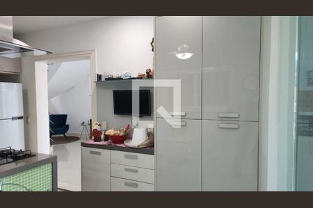 Casa à venda com 5 quartos, 391m² em Itaipu, Niterói