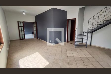 Sala  de casa de condomínio para alugar com 5 quartos, 222m² em Taquara, Rio de Janeiro