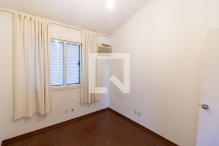 Quarto de casa de condomínio à venda com 2 quartos, 99m² em Cavalhada, Porto Alegre