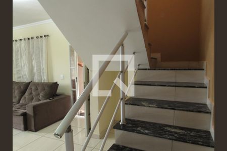 Sala de casa à venda com 3 quartos, 200m² em Bandeiras, Osasco