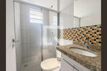 Banheiro da Suíte de apartamento à venda com 2 quartos, 55m² em Camargos, Belo Horizonte