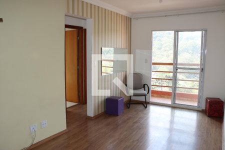 Apartamento para alugar com 2 quartos, 55m² em Jardim Vista Alegre, Embu das Artes