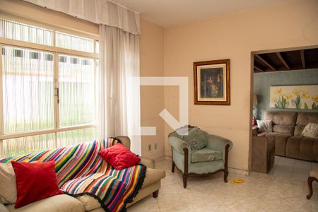 Sala de casa à venda com 2 quartos, 137m² em Jardim Petropolis, São Paulo