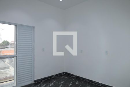 Quarto 2 de casa para alugar com 2 quartos, 85m² em Vila Verde, São Paulo