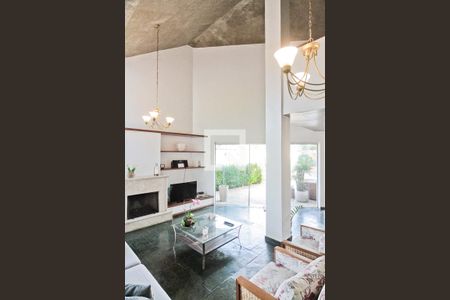 Sala de casa à venda com 3 quartos, 275m² em City América, São Paulo