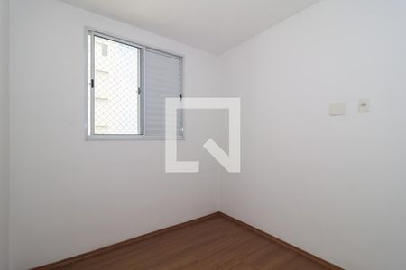 Quarto 1 de apartamento para alugar com 2 quartos, 42m² em Vila Pirajussara, São Paulo