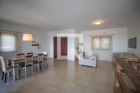 Sala de casa à venda com 5 quartos, 279m² em Espírito Santo, Porto Alegre