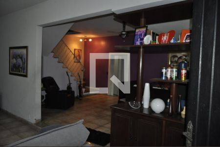 Sala de casa à venda com 4 quartos, 240m² em Todos Os Santos, Rio de Janeiro