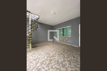 Casa à venda com 2 quartos, 160m² em Vila Monumento, São Paulo