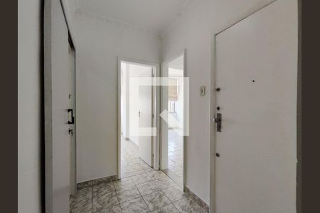 Hall de entrada de apartamento para alugar com 1 quarto, 56m² em Tijuca, Rio de Janeiro