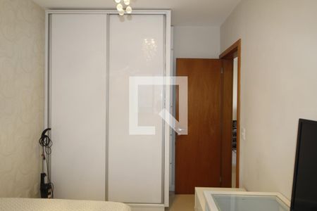 Quarto de apartamento para alugar com 2 quartos, 67m² em Passo D’areia, Porto Alegre