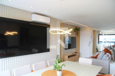 Sala e Cozinha integrada  de apartamento à venda com 2 quartos, 69m² em Vila Augusta, Guarulhos